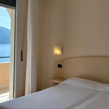 Elena Recco