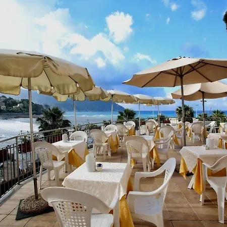 Hotel Elena