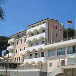Otel Elena 3*